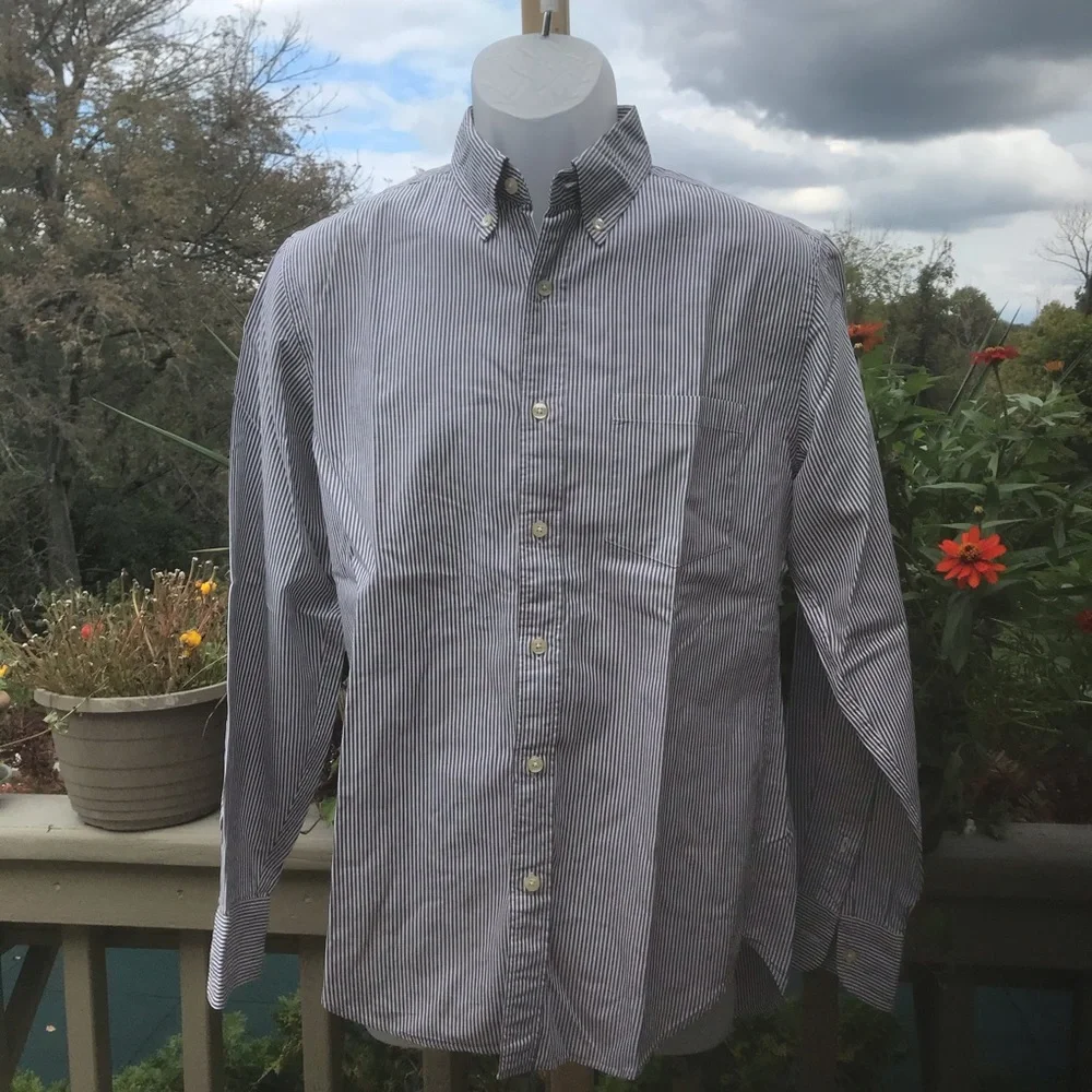 J. Crew - Mens striped blue/white tailored fit shirt, Size: S